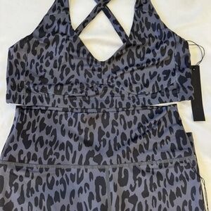 NWT The Leopard Leggings &  Bra Set XL Carbon38